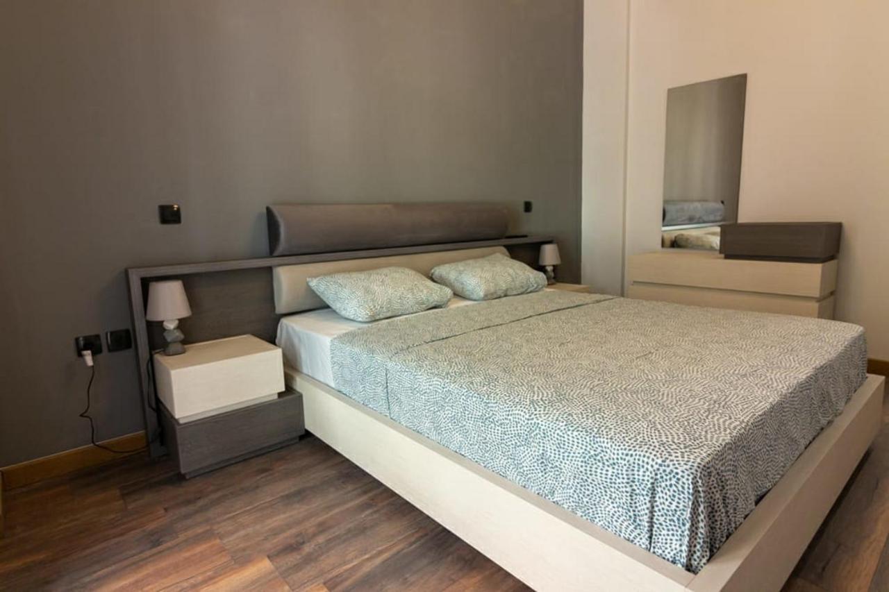Double Romantic Suite Aten Exteriör bild