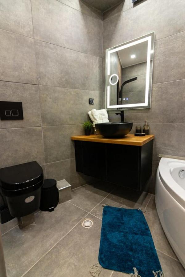 Double Romantic Suite Aten Exteriör bild